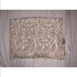 Patterned Scarf